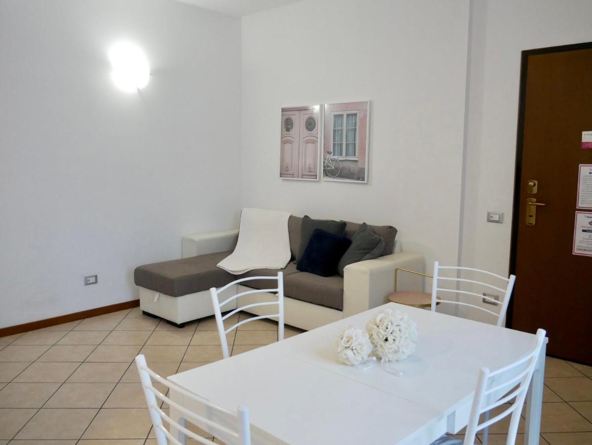 Apartmán Diadema Pink - Immobili E Soluzioni Rent Bergamo Exteriér fotografie